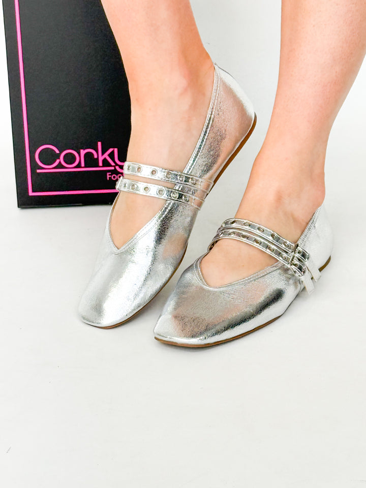 Corkys - All Eyes On Me (Silver)