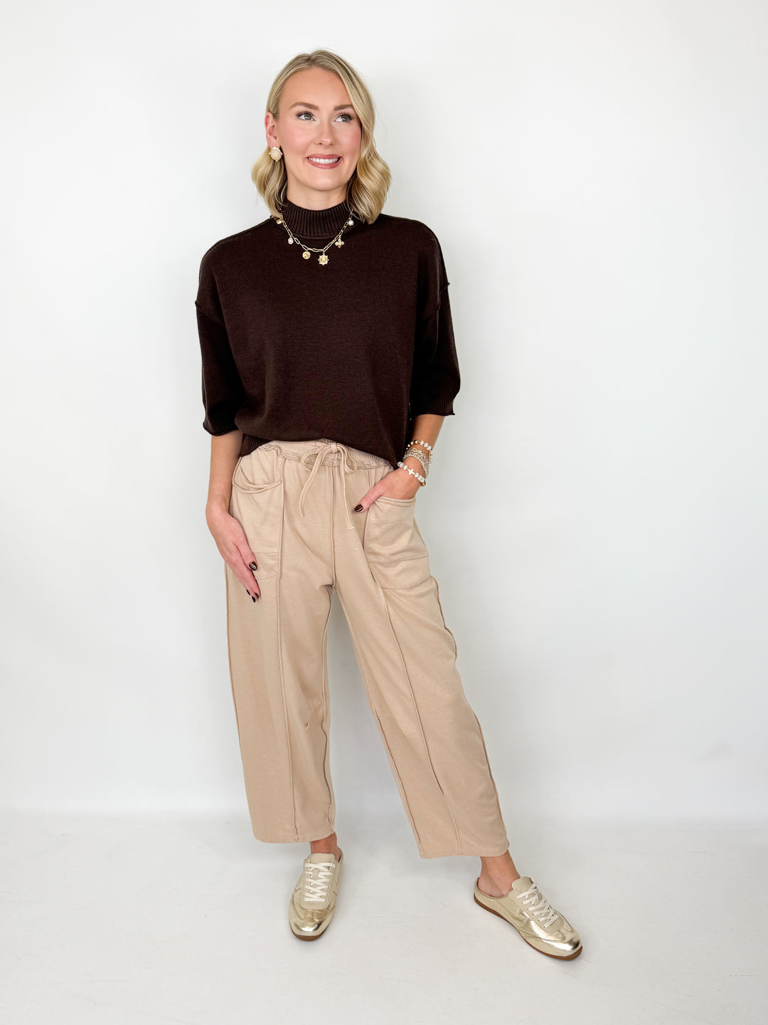 Mallory - Brown Short Sleeve Sweater