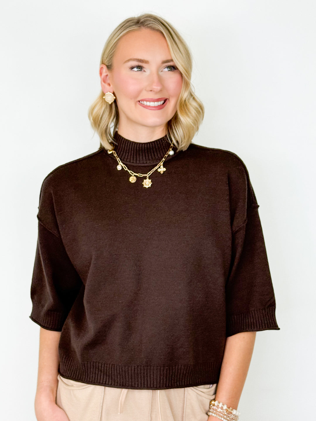 Mallory - Brown Short Sleeve Sweater