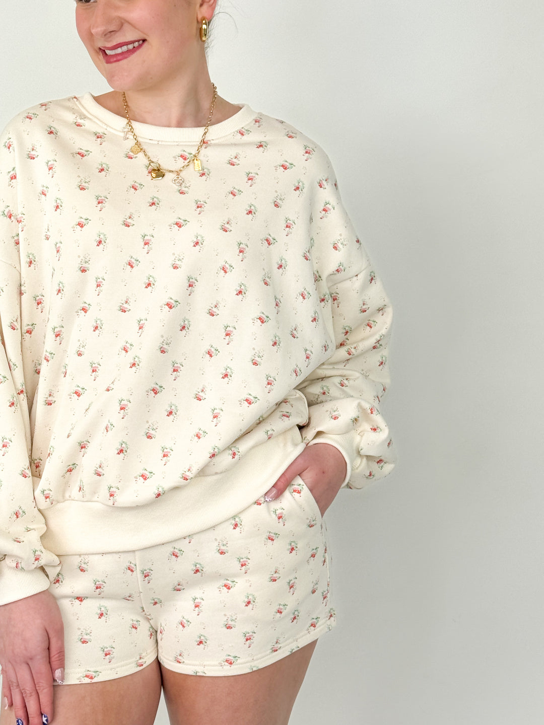 Mary Beth - Beige Floral Short Set