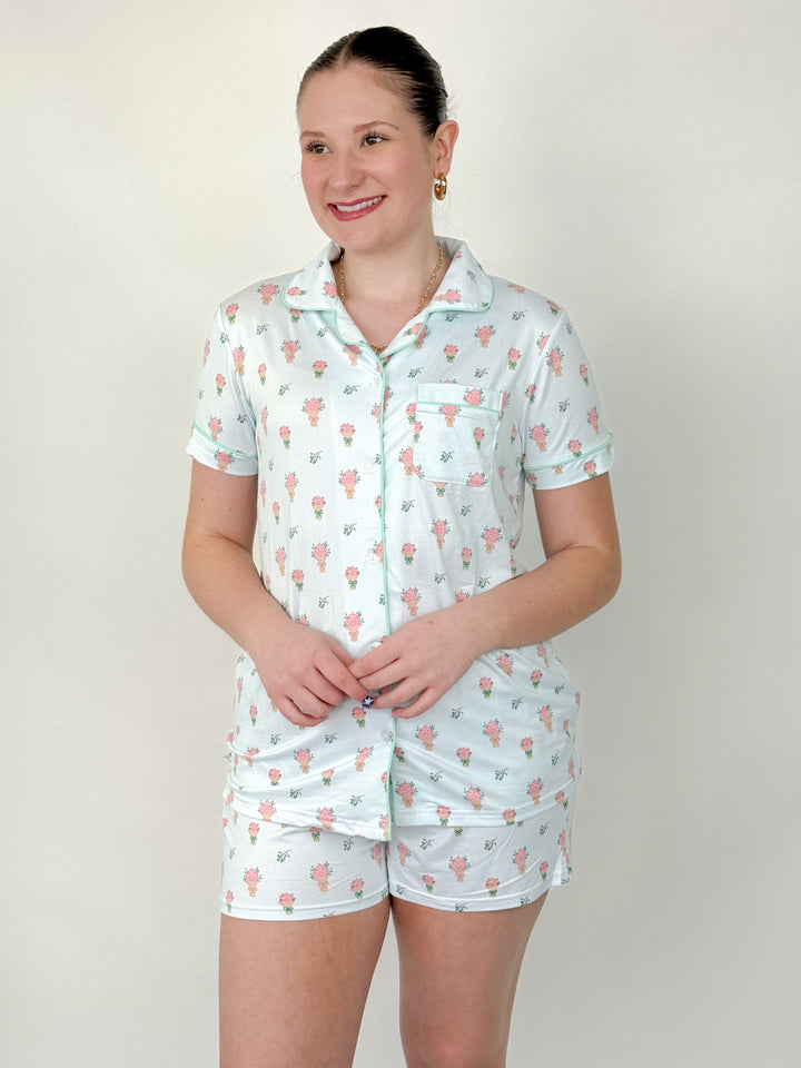 Love Blooms Here Sleep Short Set