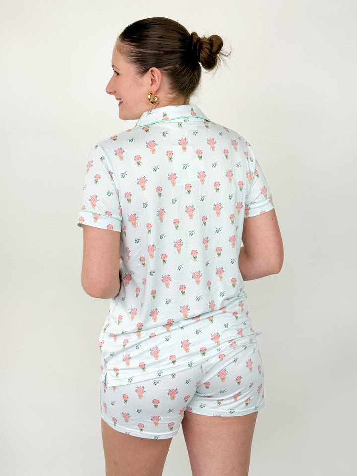 Love Blooms Here Sleep Short Set