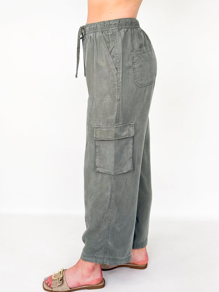 Kinsely - High Rise Drawstring Wide Leg Cargo Pants (Olive Green)