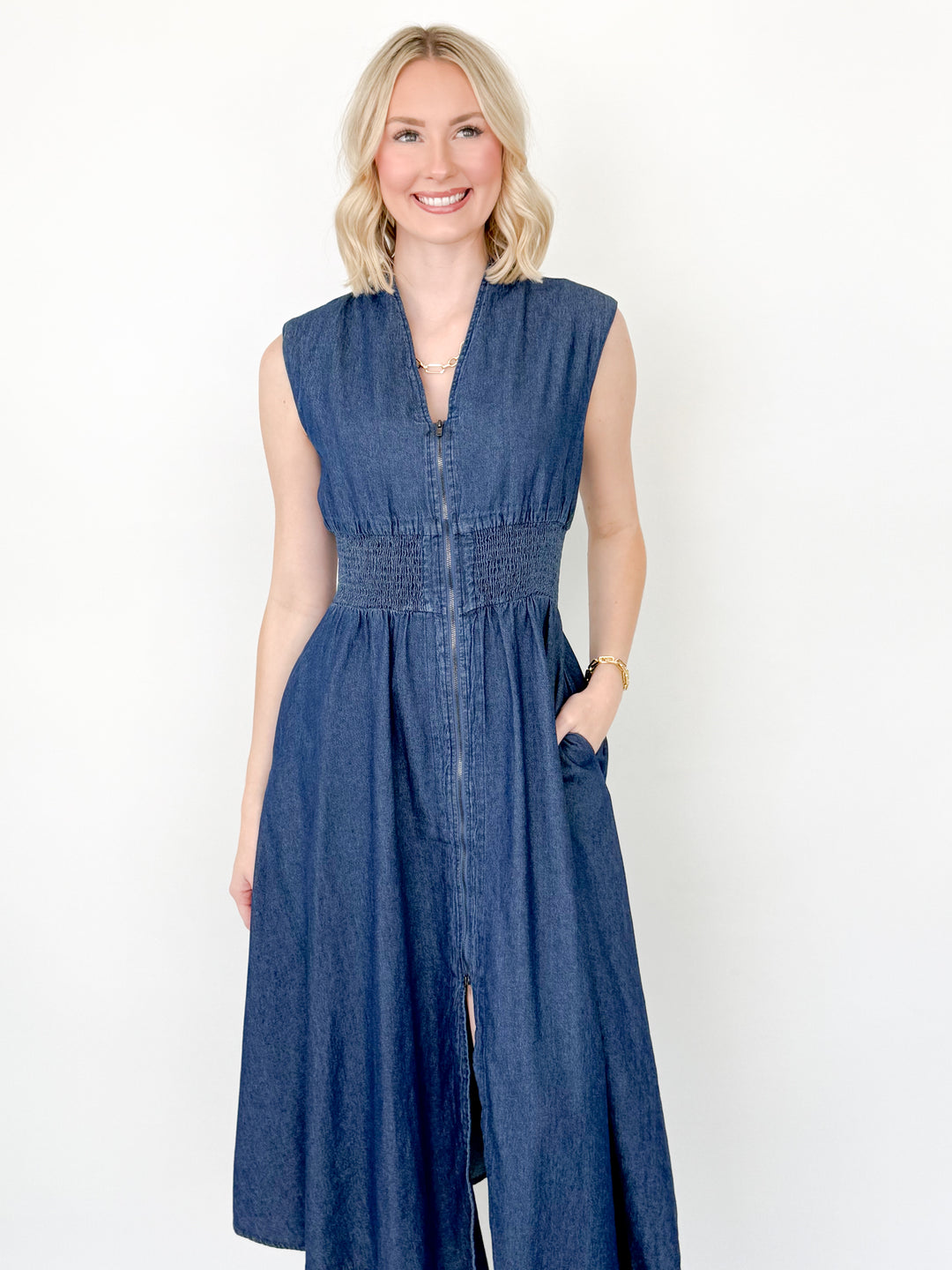 Darcy - Sleeveless Denim Midi Dress