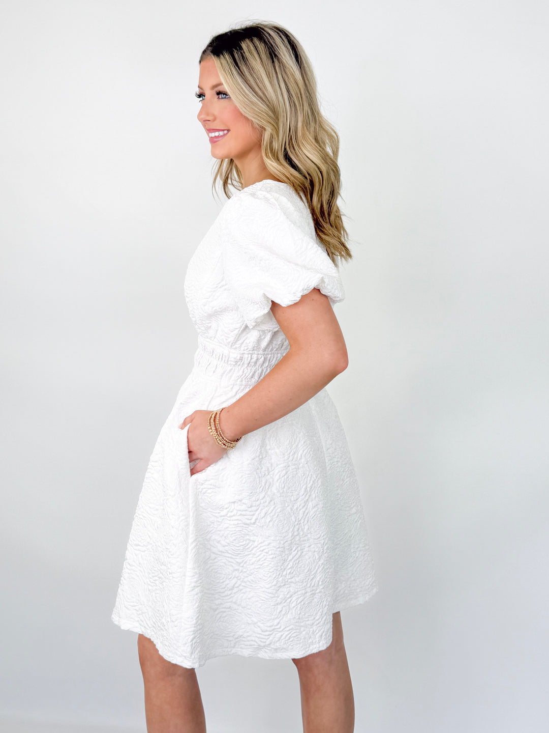 Andi- Floral Jacquard Balloon Sleeve Dress (Off White)