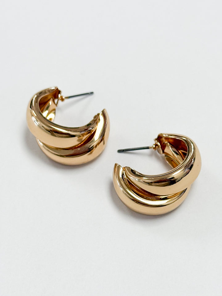 Laurel - Gold Chunky Crossed Hoops