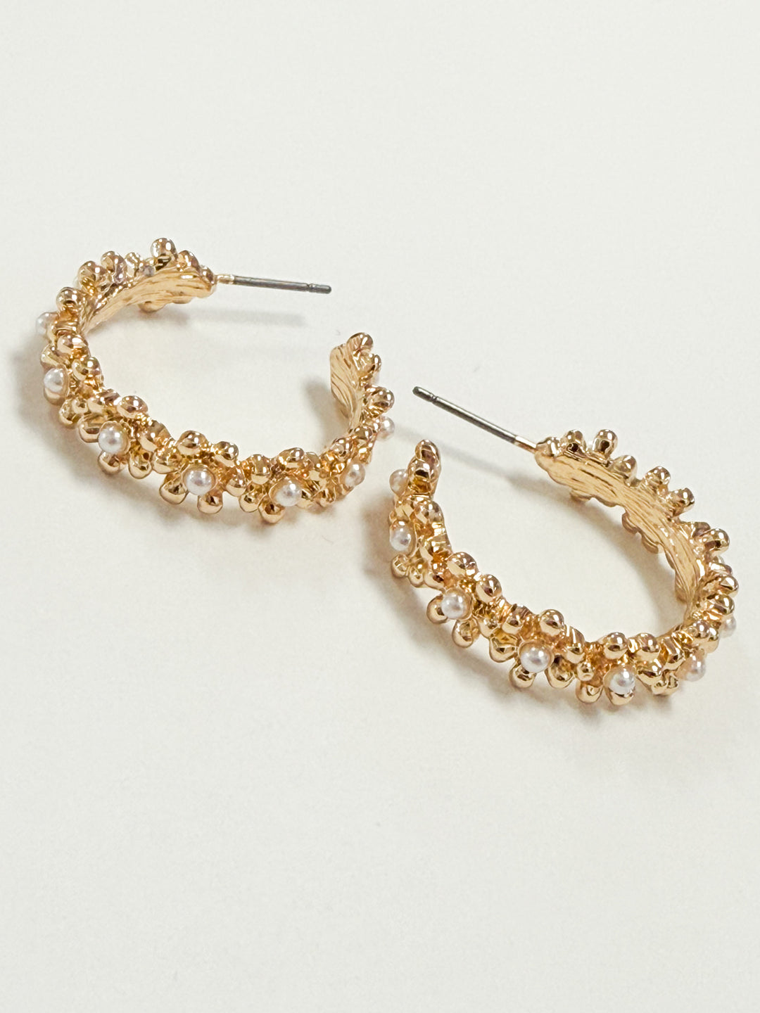 Cailey - Gold Pearl Detail Flower Hoops