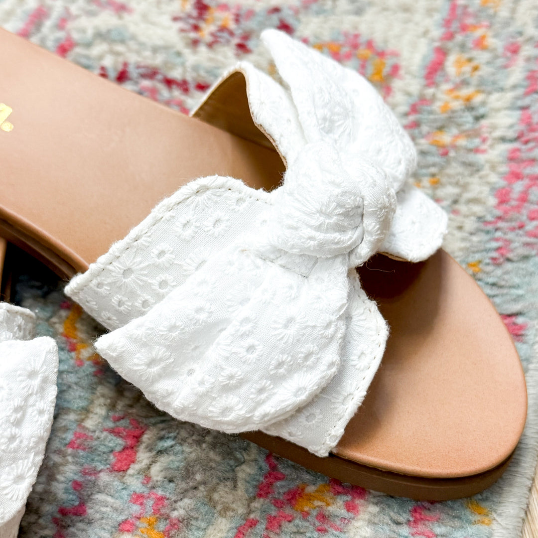 Wendi - White Eyelet Bow Sandals