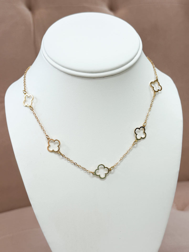 Kai - Gold Clover Necklace w/ Studs