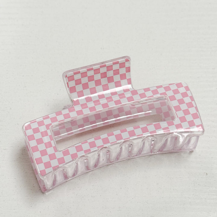 Hallie - Pink Checkered Claw Clip