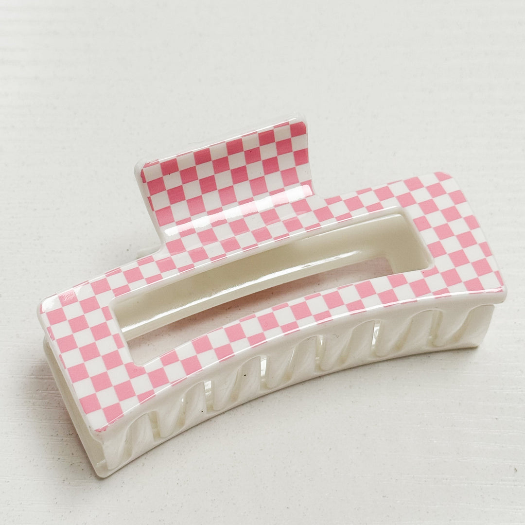 Hallie - Pink Checkered Claw Clip