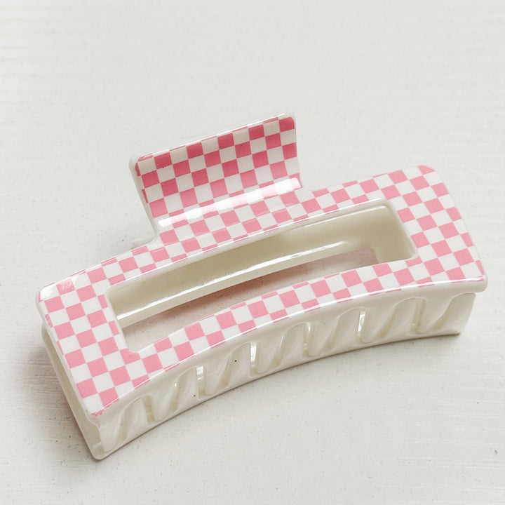 Hallie - Pink Checkered Claw Clip