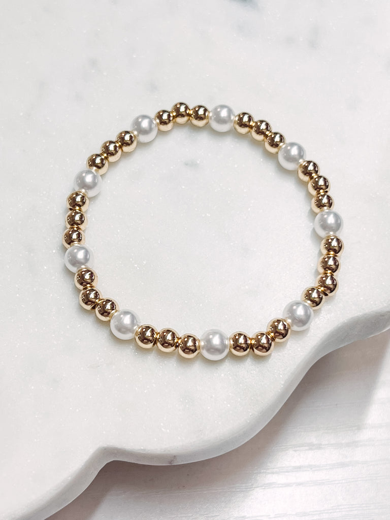 Laura - Gold Beaded Pearl Bracelet