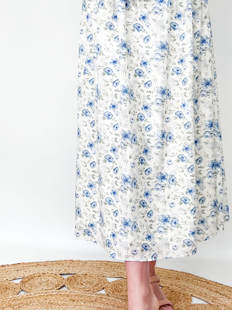 Carissa - Blue Floral Pleated Detail Midi Dress