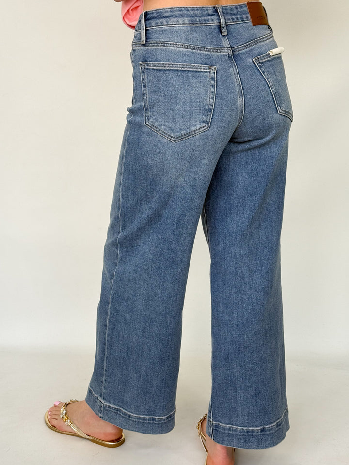 Farah - Medium Wash Wide Leg Pants