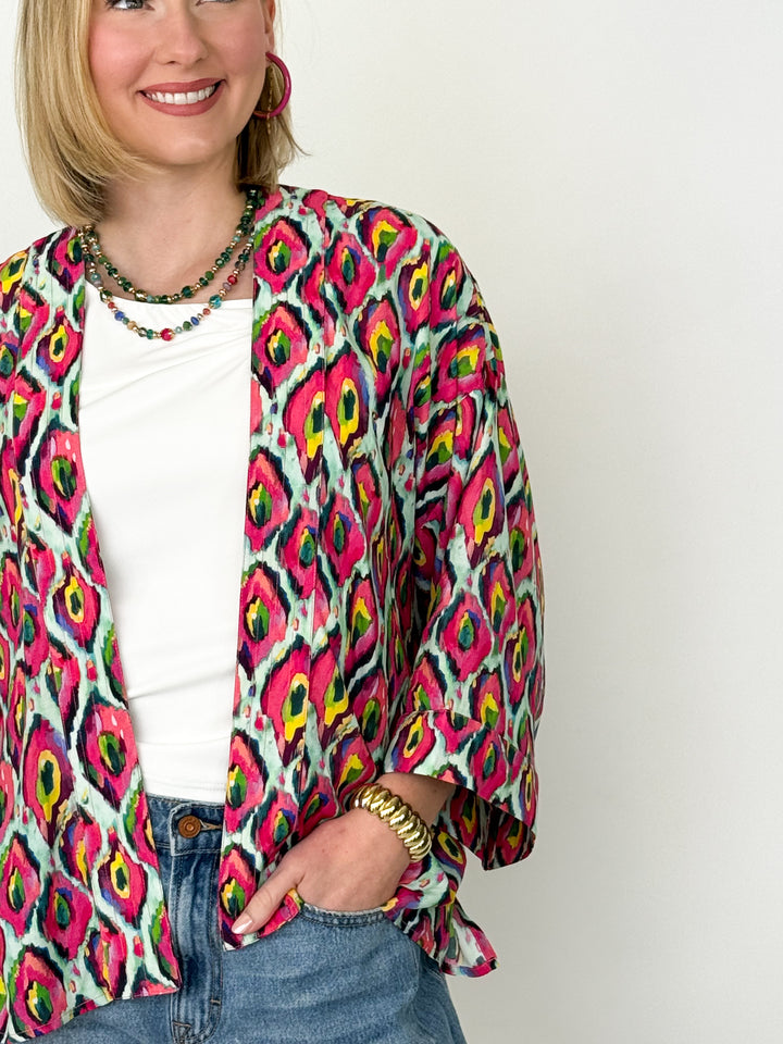 Winton & Waits - Ikat Abstract Short Kimono