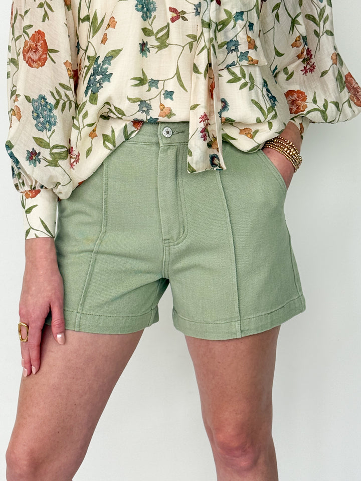 Bay - Front Seam Detail Shorts (Matcha)