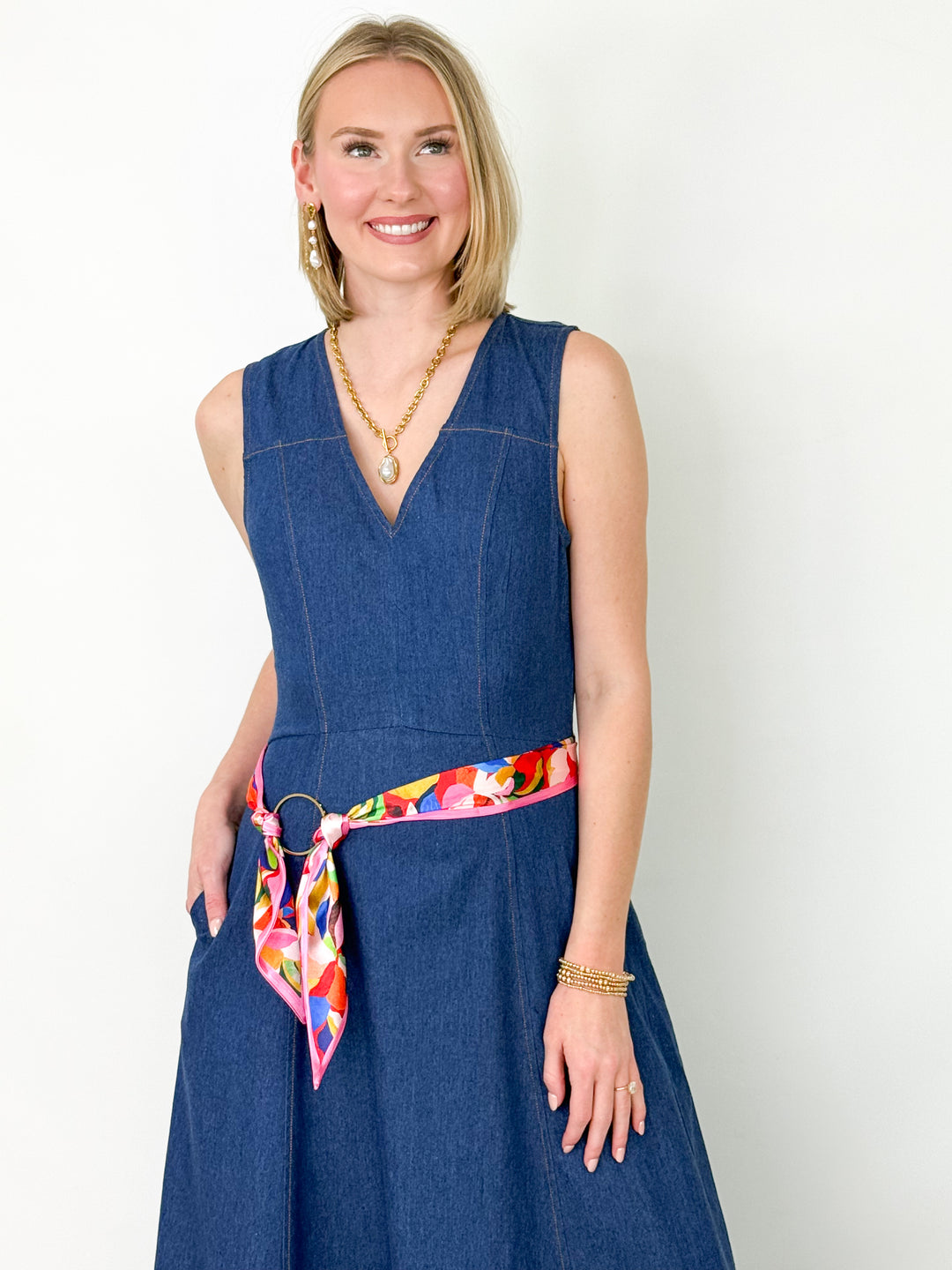 Ella - Sleeveless Denim Midi Dress