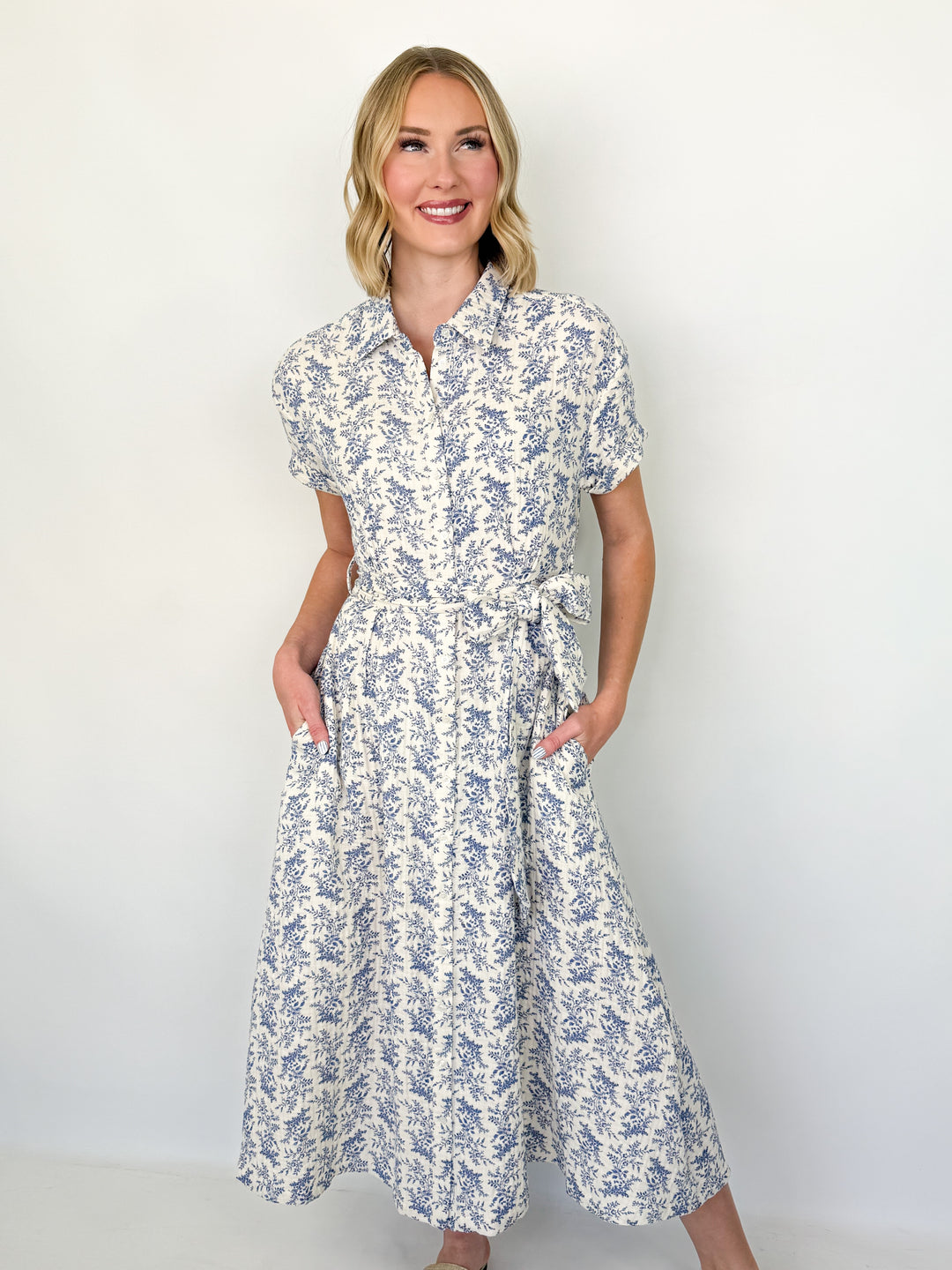 Cynthia - Blue Floral Midi Dress