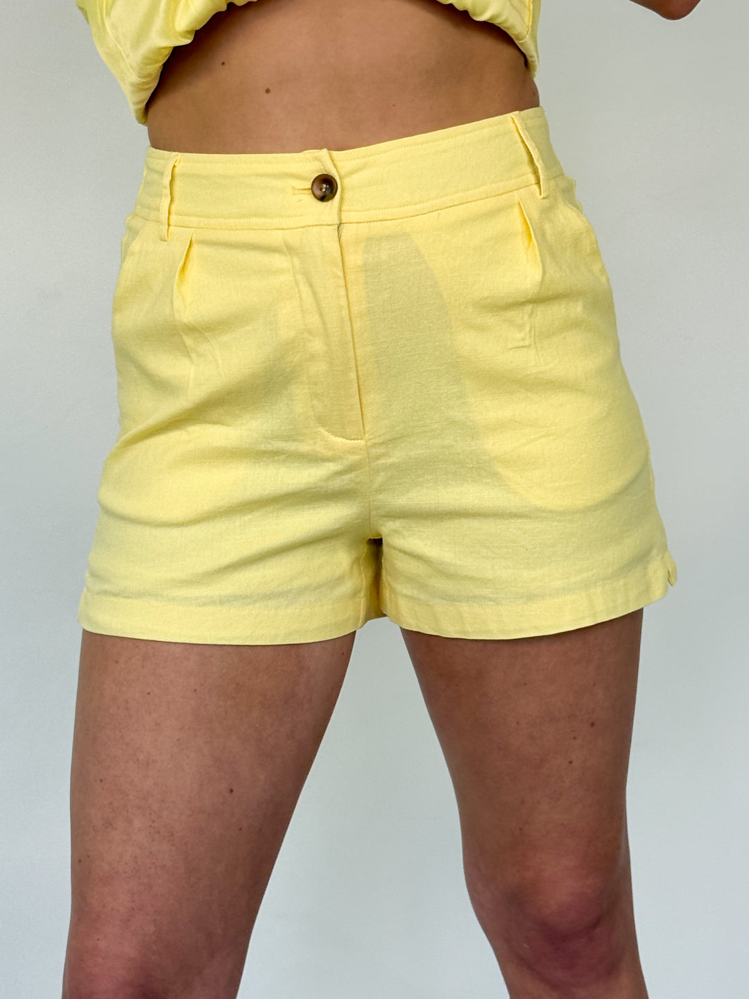 Charlee - Pastel Yellow Short Set