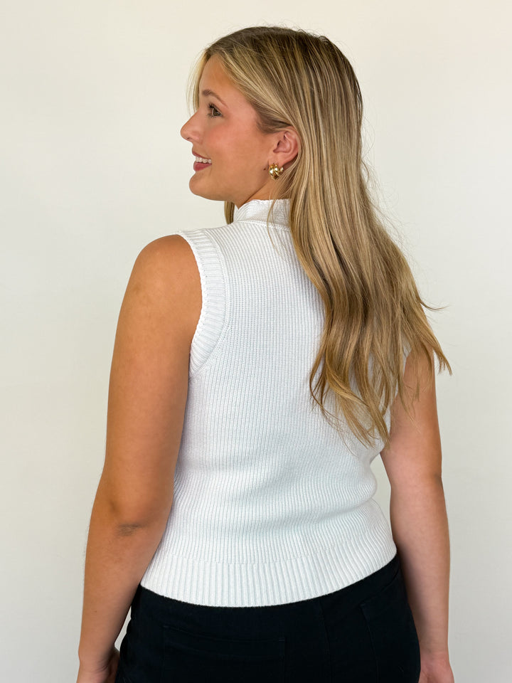 Salli - Knotted Sweater Top