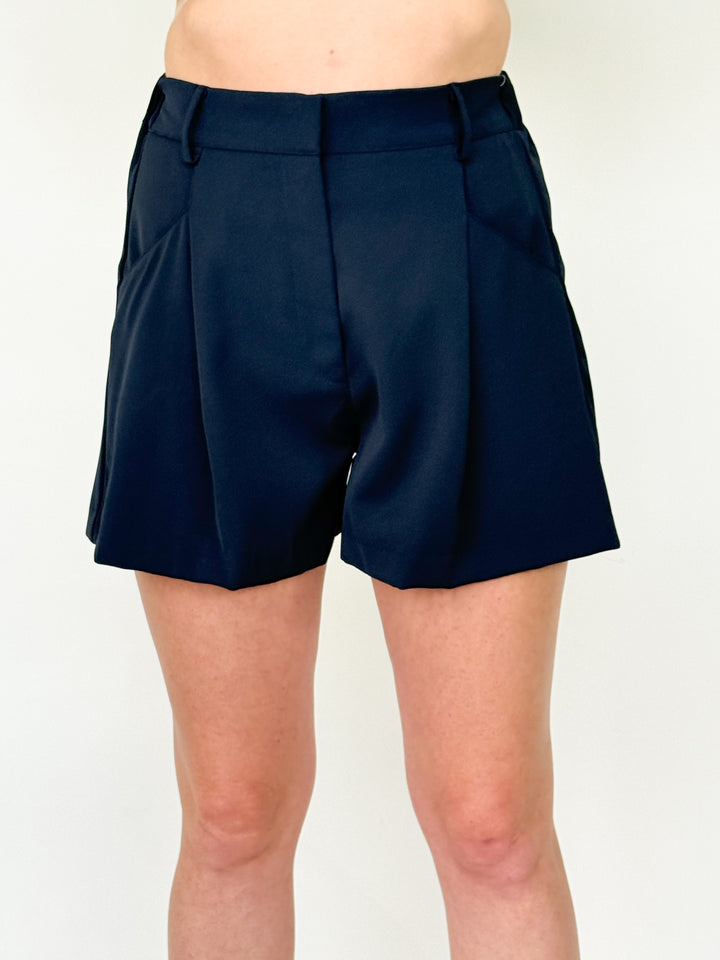 Evelyn - Flowy High-Waist Shorts (Navy)