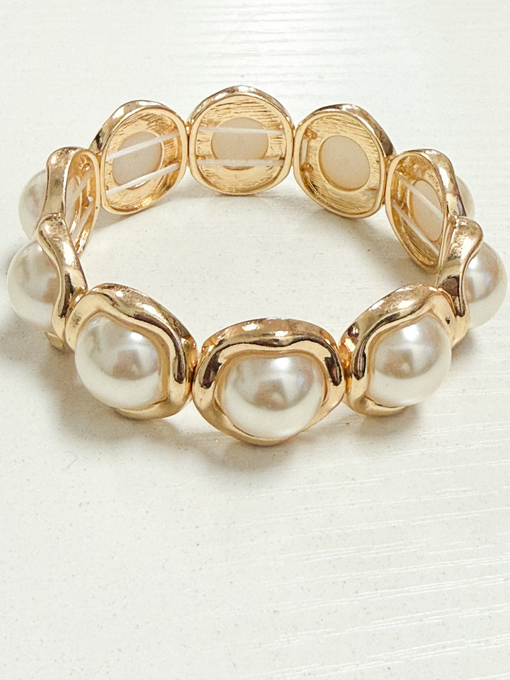 Katie - Freshwater Pearl Stretch Bracelet
