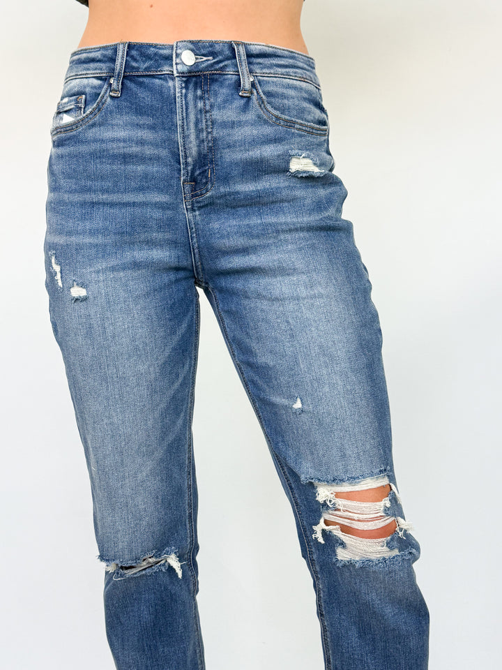 Nelly - Stretch Crop High Rise Mom Jean