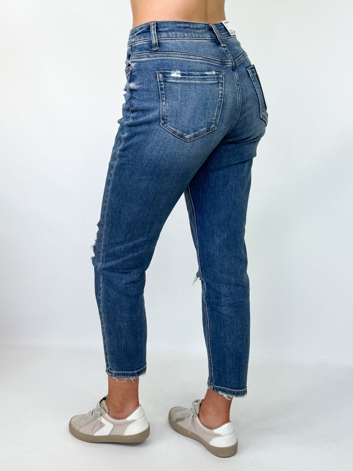 Nelly - Stretch Crop High Rise Mom Jean