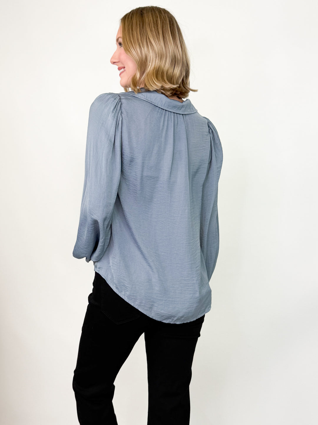 Lilly - Collared V Neck Top