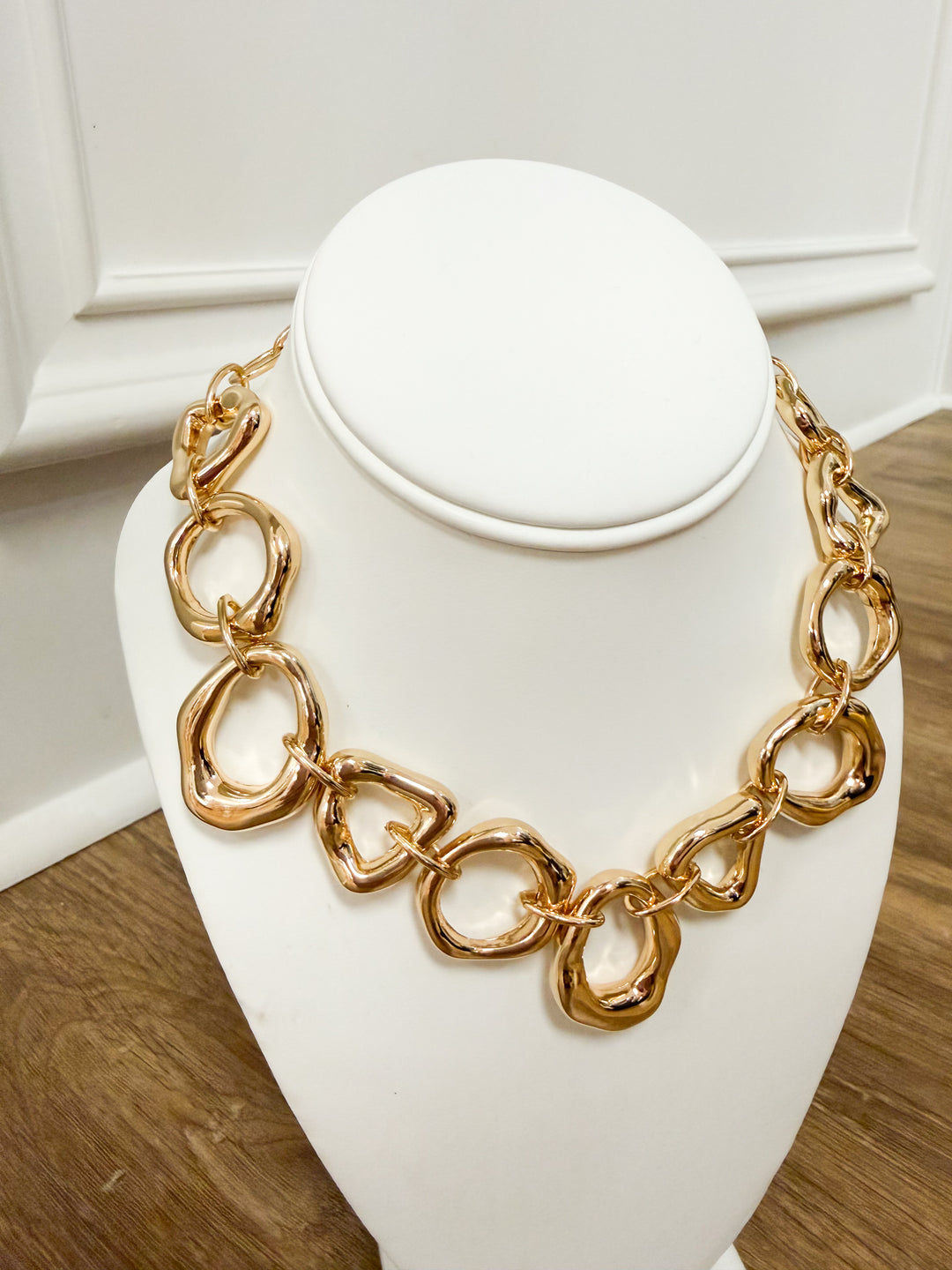 Marilyn - Gold Chunky Abstract Chain Necklace