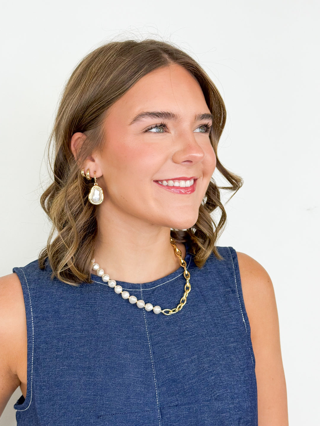 Pia - Freshwater Pearl Dangle Earrings