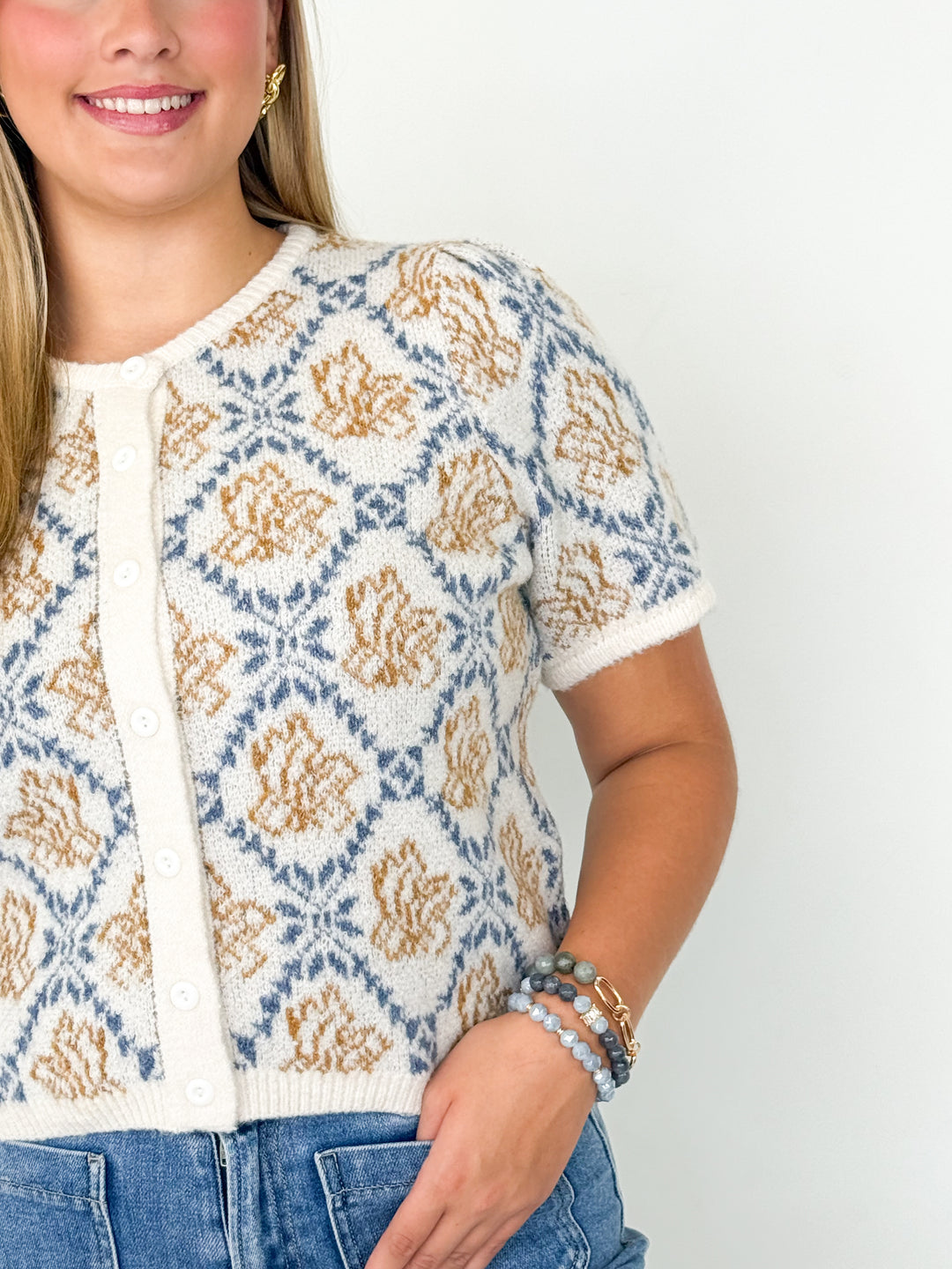 Millie - Floral Short Sleeve Cardigan (Ivory Blue)