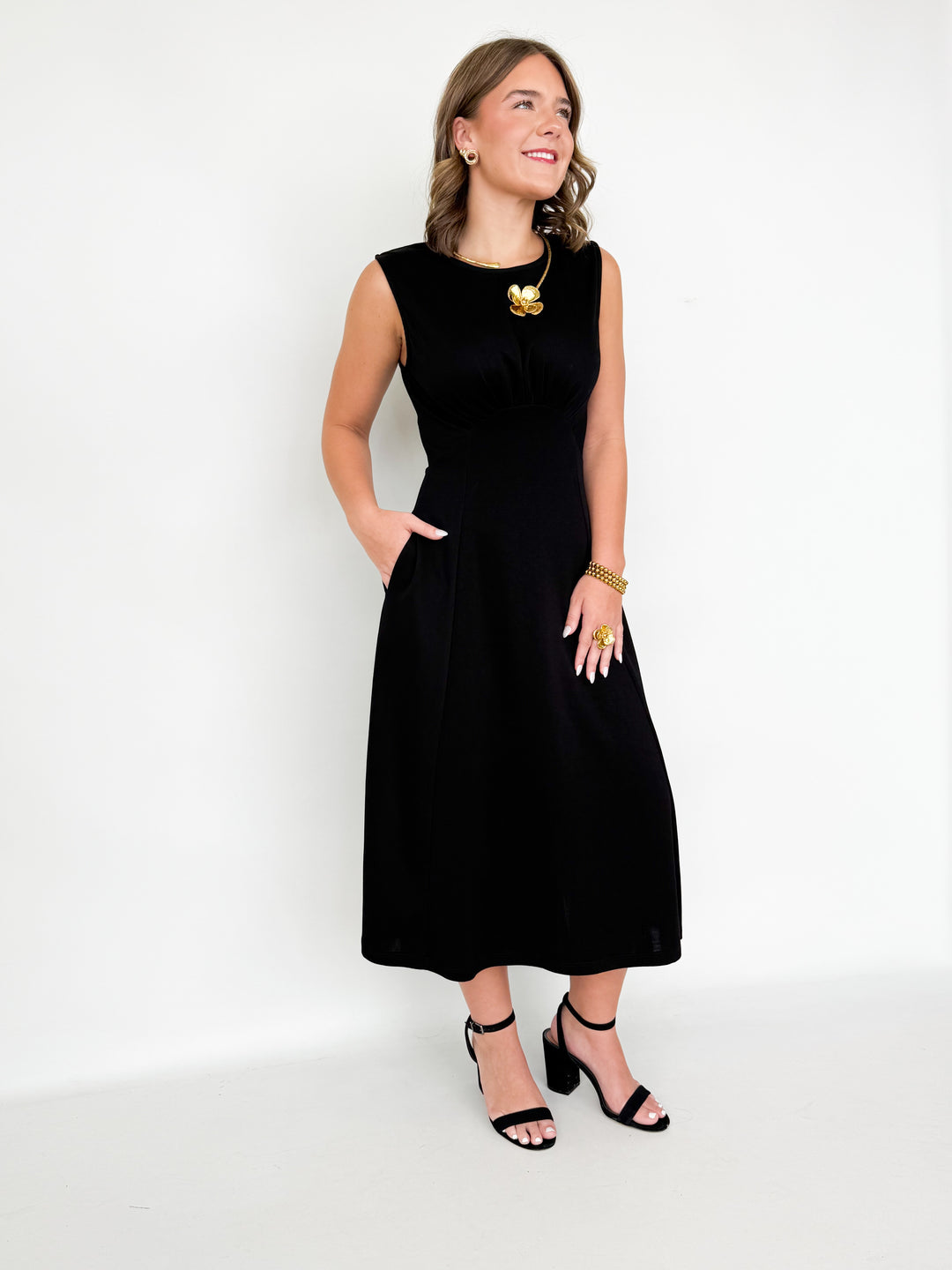 Kambry - Black Sleeveless Dress