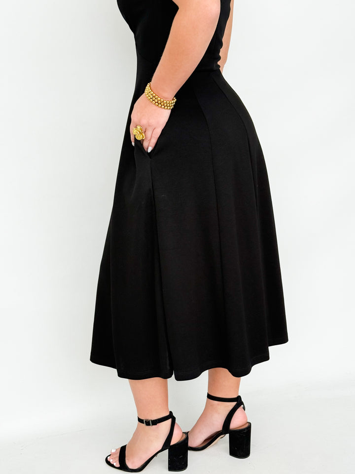 Kambry - Black Sleeveless Dress