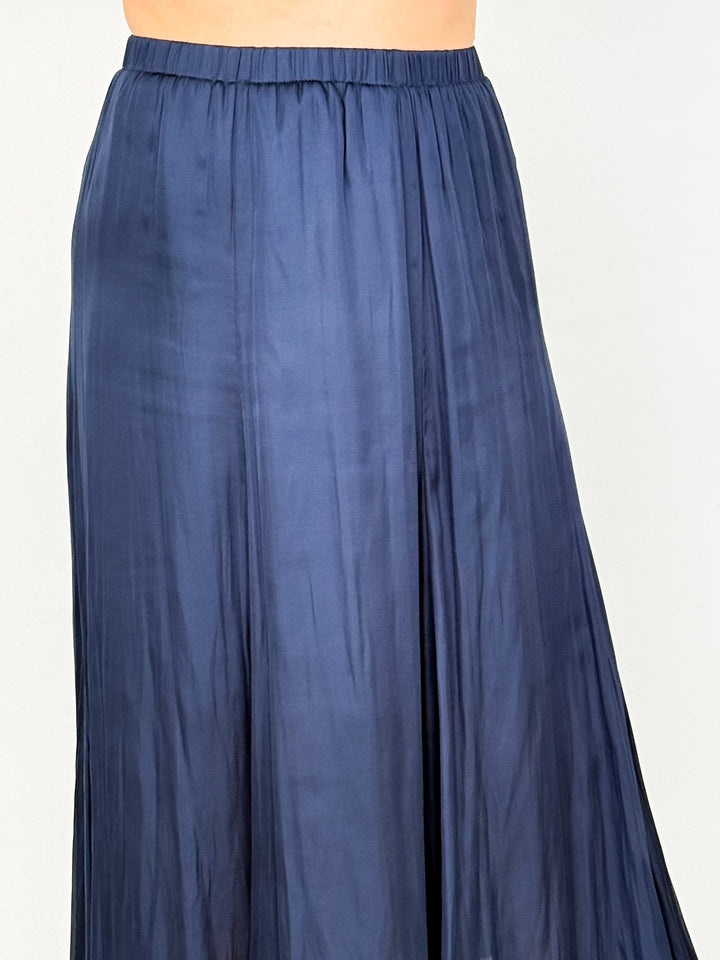 Willow - Navy Midi Skirt
