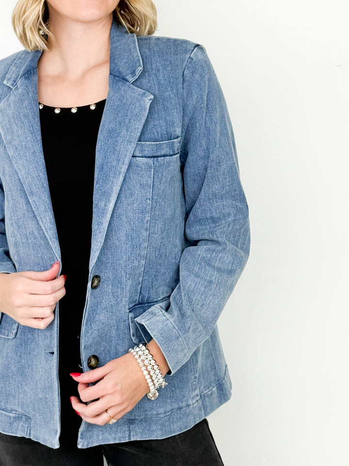 Yolanda - Washed Denim Blazer