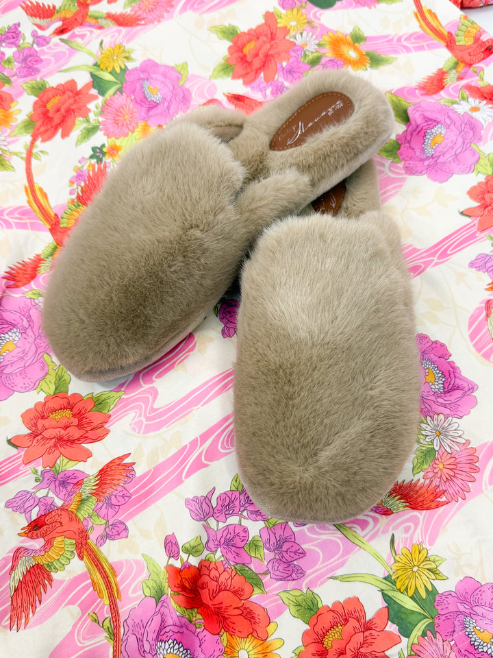Vintage Havana - Salem Coffee Fur Slippers