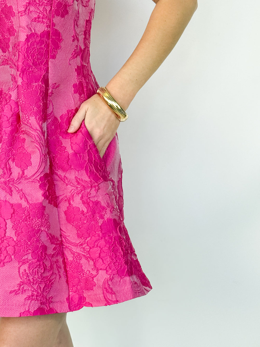 Jill - Floral Jacquard Sleeveless Dress (Hot Pink)