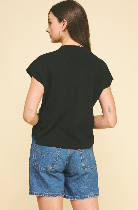 Shirley - Sweater Vest W/ Shirring Detail (Black)