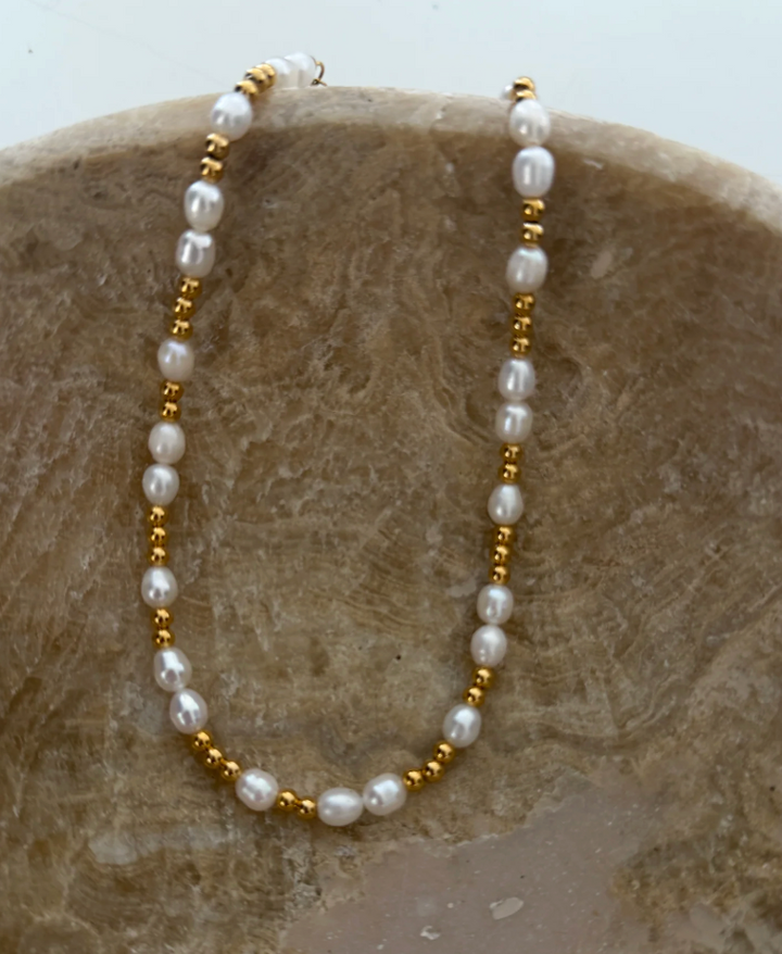 CHANSUTT - Allison Pearl Necklace