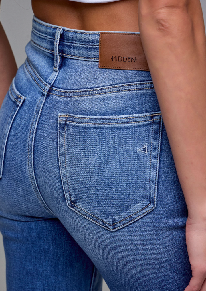 Dani - Dark High Rise Cropped Jeans