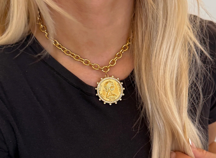 CHANSUTT - Small Coin Necklace