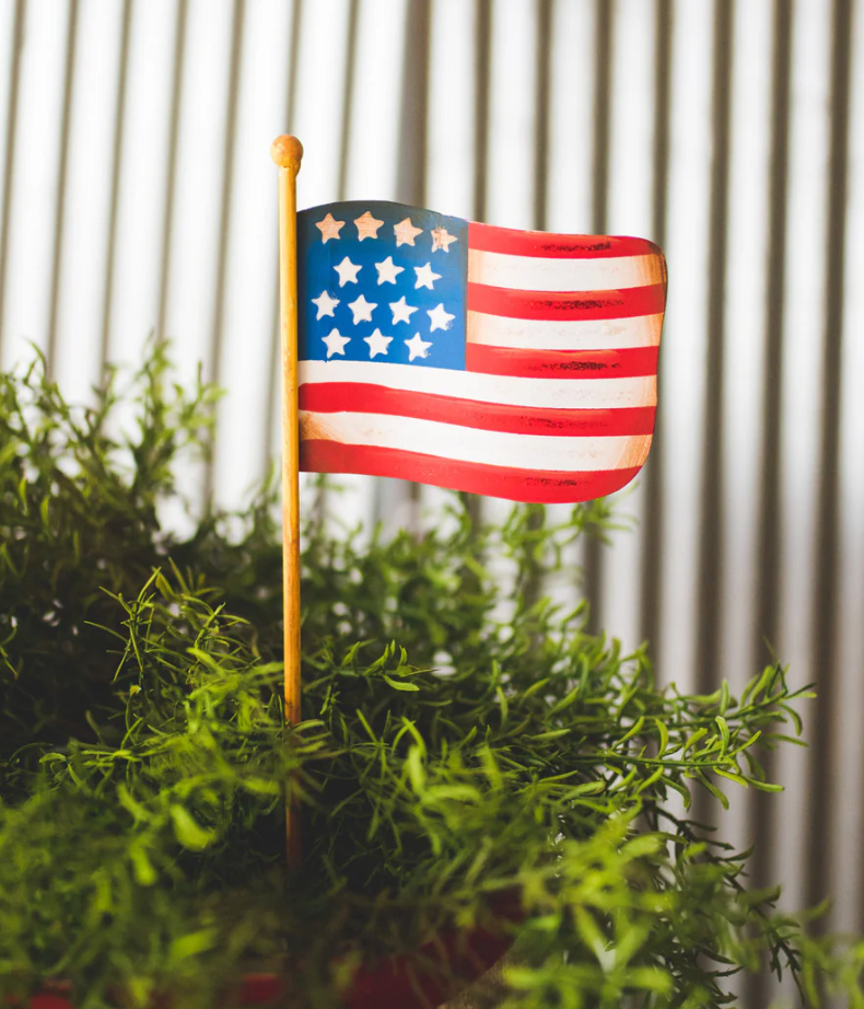 The Round Top Collection - American Flag Mini