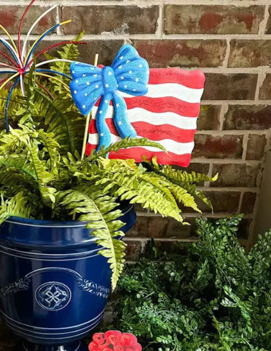 The Round Top Collection - American Flag & Bow