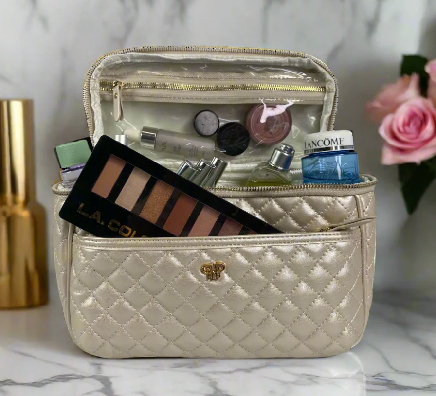 PurseN  - Classic Train Case (Pearl Quilted)