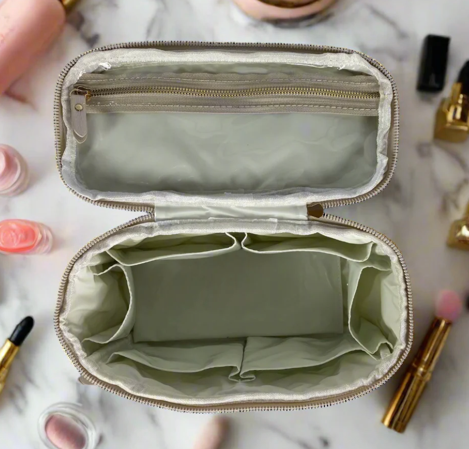 PurseN  - Classic Train Case (Pearl Quilted)