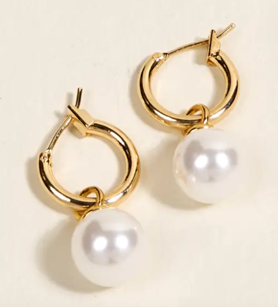 Dainty Pearl Standout Earrings