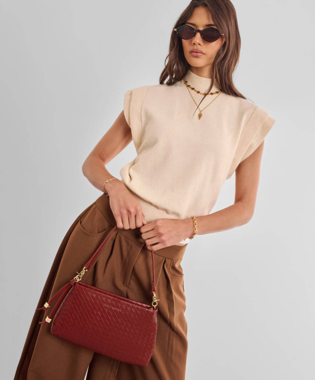 Katie Loxton - Nova Woven Small Shoulder Bag (Crimson)