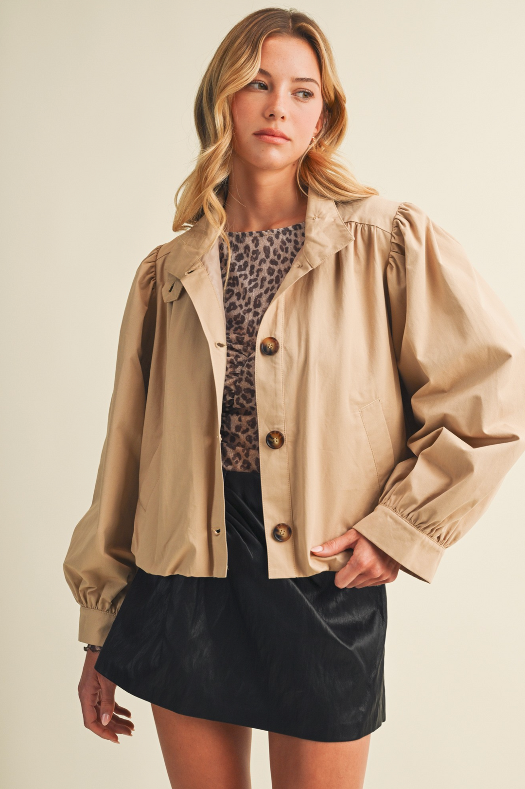 Bella - Beige Puff Sleeve Jacket